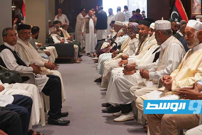 جانب من اجتماع مشترك بين المجلس الاجتماعي سوق الجمعة والنواحي الأربع مع قبيلة المقارحة، السبت 10 مايو 2025 (صفحة المجلس على فيسبوك)