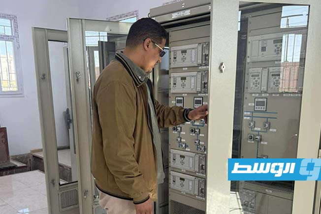 من استكمال مشروع ربط محطة سبها الشمالية بخط سمنو، 12 ديسمبر 2025. (شركة الكهرباء)