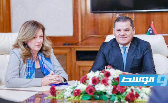 الدبيبة وزينينغا ووليامز خلال لقاء في العاصمة طرابلس، 20 أبريل 2022. (فيسبوك)