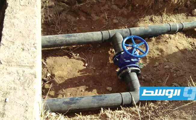 اعمال الإنشاء والصيانة لـ 27 خزان مياه وحفر 10 آبار في بلديات جادو والرجبان وأوباري وبنت بية والغريفة. (المؤسسة الوطنية للنفط)