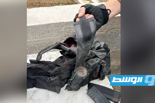 أسلحة قال الاحتلال إنها كانت بحوزة المقاوم الفلسطيني سلطان نضال عبد العزيز، قبل اغتياله. (شبكة قدس)