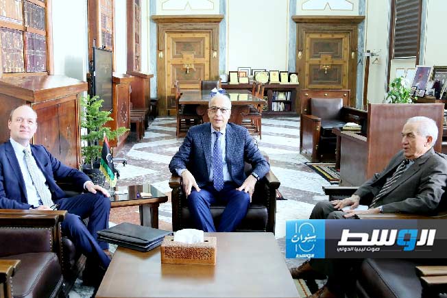 الصديق الكبير والسفير الهولندي جوست كلارنبيك في لقاء بالعاصمة طرابلس، 4 مارس 2023. (المصرف المركزي)