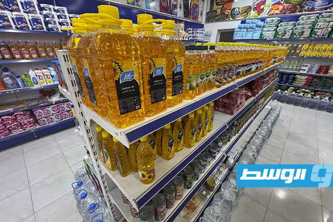 من داخل «سوبرماركت» في أجدابيا. (بوابة الوسط)