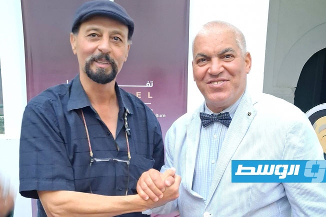 أمسية أدبية في حوش محمود بي احتفاءً بإصدار «حفنة ذرات وردية» لعبدالحكيم الطويل (فيسبوك)